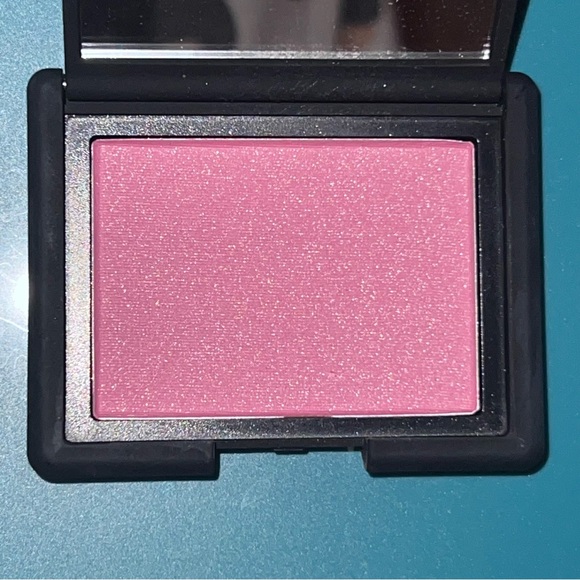 NARS Radiant Pink Blush - Picture 5 of 8